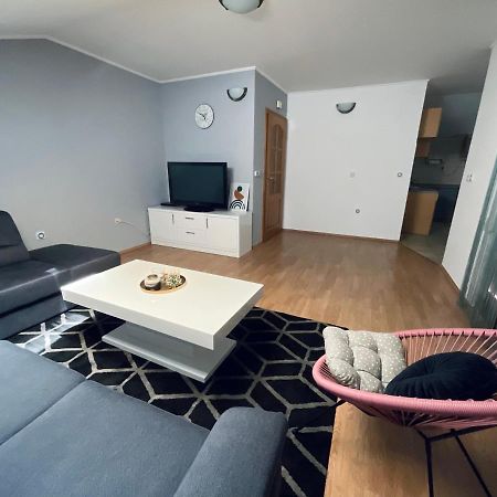 Apartment Camellia Ljubuski Bagian luar foto
